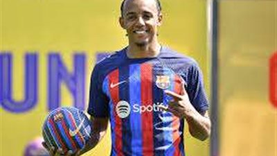 برشلونة ومشكلة التمويل: هل يفتح كوندي الباب للرحيل