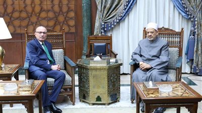 الإمام الأكبر يستقبل السفير التركي لبحث زيادة عدد الطلاب الأتراك الدارسين في الأزهر