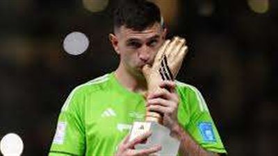 مارتينيز يقود الأرجنتين إلى نصف النهائي بأداء استثنائي.. إحصائية توضح