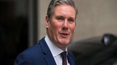 رئيس الوزراء البريطاني يعين أنجيلا راينر نائبة له وإيفيت كوبر وزيرة للداخلية