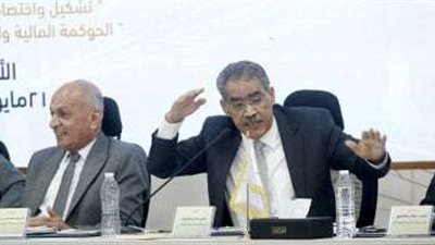 تنفيذ التوصيات وتشكيل الحكومة الجديدة.. أمناء الحوار الوطني يبحث