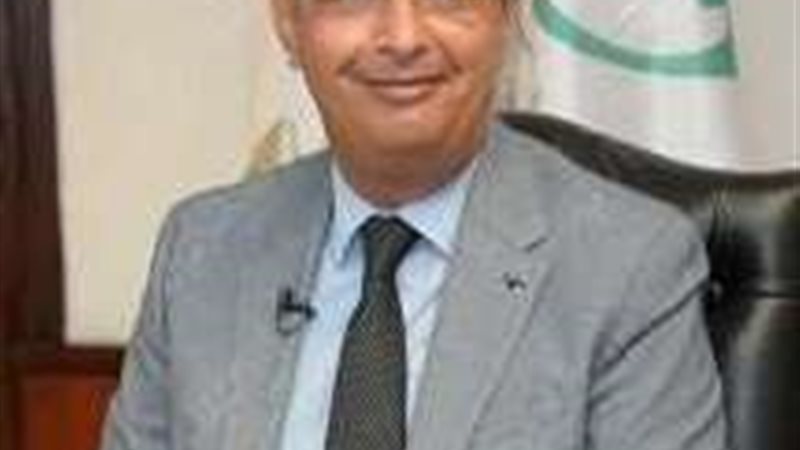 الدكتور شريف فاروق