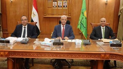 لأفضل رسالة علمية لهذا العام..القاصد يرأس إجتماع لجنتي التميز والتكريم ولجنة جائزة الجامعة