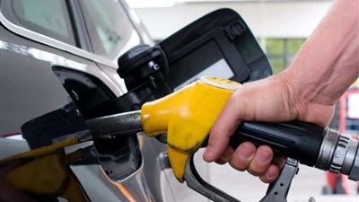 لجنة التسعير التلقائي تراجع أسعار البنزين والسولار في مصر.. هل سيشهد الوقود زيادة جديدة؟