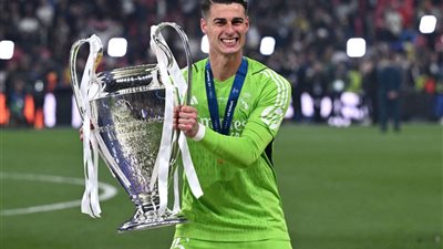 تقارير: اتحاد جدة يسعى للتعاقد مع حارس مرمى تشيلسي