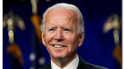 عمري 41 عام.. بايدن يمازح الجماهير لهذا السبب