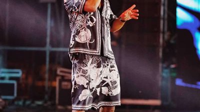 بلوك غريب..أحمد سعد يتألق في أقوي حفلاته بالساحل الشمالي