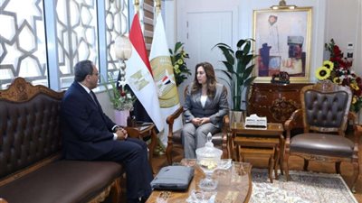 وزير التموين يستقبل رئيس البورصة المصرية ويبحثان تنشيط البورصة السلعية