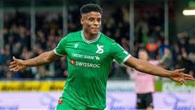 الأهلي يستهدف التعاقد مع كيفين كارلوس ويستعد لمواجهة مودرن سبورت