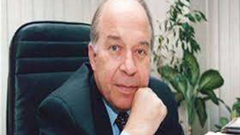 وزير الصناعة الأسبق