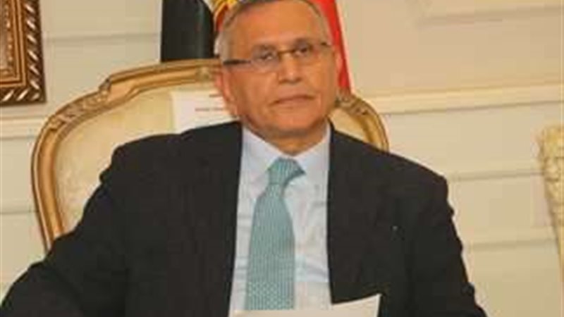 الدكتور عبدالسند