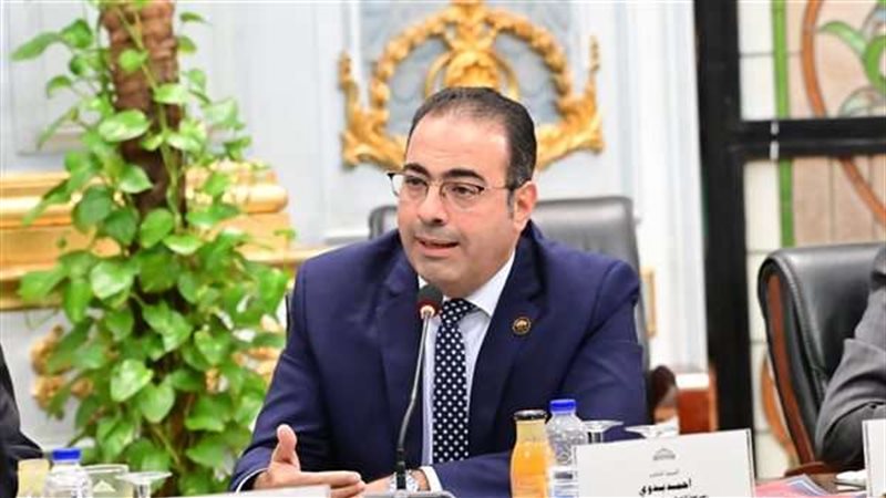 رئيس لجنة الشباب