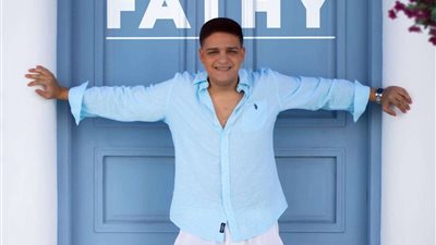 فتحى مصطفى كامل يطرح أولى أغانيه بعنوان 