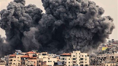 إعلام عبري: إسرائيل تعتزم شن عملية برية جديدة على خان يونس بغزة