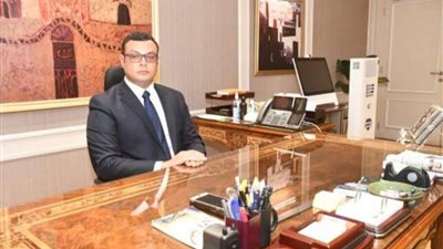 وزير الإسكان يوجه بتطوير الطرق والمحاور بمدينة سوهاج الجديدة