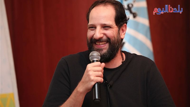 ندوة أحمد أمين في