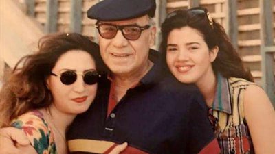 وحيدة من غيركم.. سنة قاسية عليا... رانيا فريد شوقي تحيي ذكرى وفاة والدها