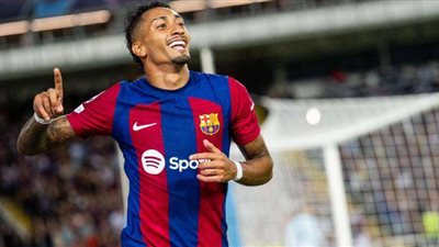 الهلال السعودي يقدم عرضًا ضخمًا للتعاقد مع نجم برشلونة