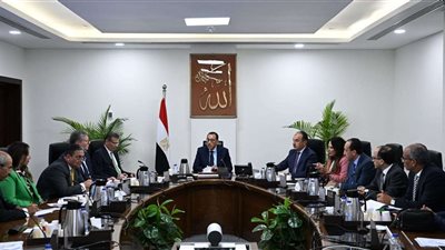 رئيس الوزراء يؤكد استئناف إنتاج الشركات للأسمدة بصورة طبيعية