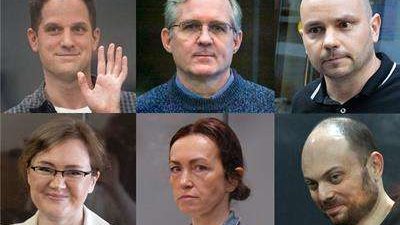 صفقة تبادل السجناء بين واشنطن وموسكو تنعش العلاقات في ظل التوترات