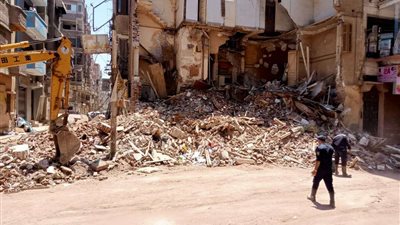 محافظ المنوفية: رفع أنقاض العقار المنهار وإخلاء المنازل المجاورة