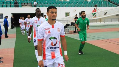 الأهلي يسابق الزمن لضم جمال الشماخ لتعويض غياب علي معلول
