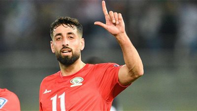 الأهلي يدرس التعاقد مع عدي الدباغ أو عمر فرج لتدعيم الهجوم