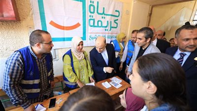 محافظ كفرالشيخ يشهد فعاليات مبادرة «أنت الحياة» بقرية محلة دياي بدسوق