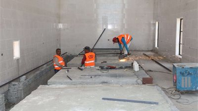 محافظ المنوفية يتفقد الأعمال الإنشائية لمدرسة دناصور الثانوية الجديدة