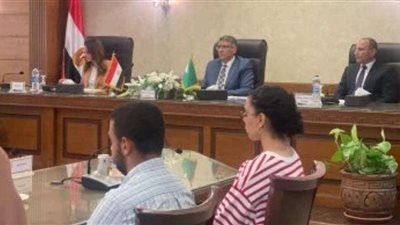 محافظ الجيزة يكرم أوائل الثانوية العامة والأزهرية والدبلومات الفنية