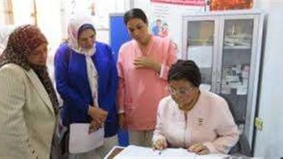 نائب وزير الصحة تتفقد مستشفى قنا العام وتوجه بتحسين خدمات النساء والتوليد