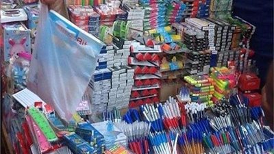 محافظ أسيوط: إطلاق مبادرة لإقامة معارض أهلا مدارس بتخفيض 25% للتخفيف عن أولياء الأمور