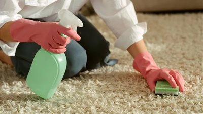 هترجع جديدة.. طريقة تنظيف السجاد بأرخص التكاليف وبنظافة المغسلة