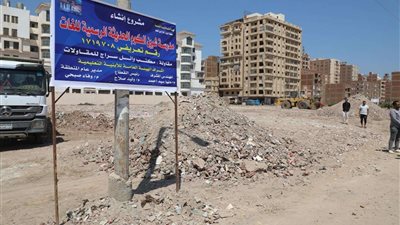 محافظ المنوفية يجري جولة تفقدية مكبرة بشبين ومنوف