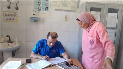 وكيل صحة البحيرة يحيل 6 موظفين للتحقيق لغيابهم عن العمل بكفر الدوار