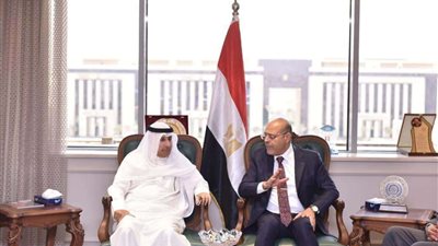 وزير العمل يستقبل وفداً من اللجنة العمالية المشتركة المصرية الكويتية