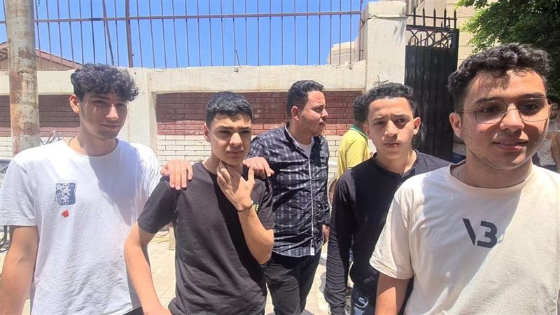 طلاب الثانوية العامة