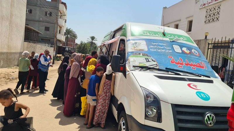 جانب من القافلة الطبية