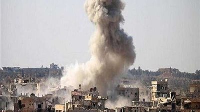 غارات جوية إسرائيلية على مستشفى الأقصى في دير البلح بغزة