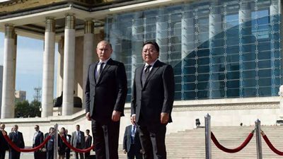 بوتين يصل منغوليا في زيارة رسمية