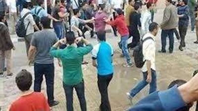 بسبب معاكسة شقيقته.. شاب يطلق النار على صديقة بأوسيم