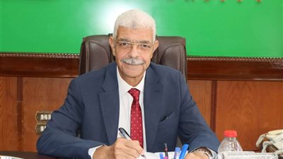 رئيس جامعة المنوفية يعقد لجنتي المكتبة المركزية والمكتبات أونلاين