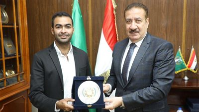 محافظ المنوفية يُكرم قيادات صحية تقديرًا لجهودهم في تحسين القطاع الصحي