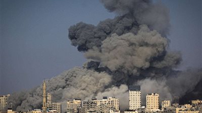 تفاقم الأوضاع في غزة.. ارتفاع عدد الشهداء إلى 34 جراء الغارات الإسرائيلية