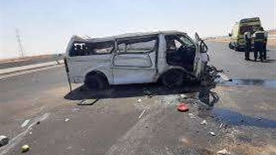 إصابة 27 عاملا إثر انقلاب ميكروباص على الطريق الدائري