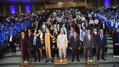جامعة أسيوط تحتضن احتفالية الجامعة المصرية للتعلم الإلكتروني الأهلية بخريجي دفعة 2023_ 2024