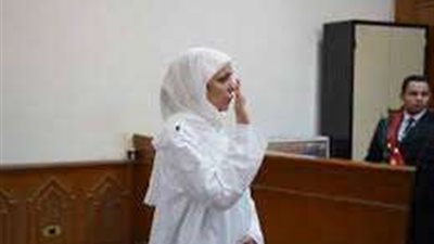 رفض طلب مضيفة الطيران المتهمة بقتل ابنتها خنقا لرد القاضي