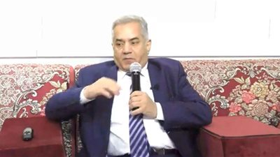 وزير الآثار السابق يفجر مفاجأة: المصرية القديمة أقدم لغات العالم والعربية نقلت بعض ألفاظها