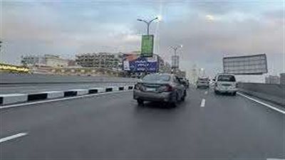 سيولة مرورية بحركة سير المركبات بشوارع القاهرة والجيزة