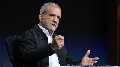 الرئيس الإيراني: إسرائيل حاولت جر طهران في حرب إقليمية ولن نترك برنامجنا النووي